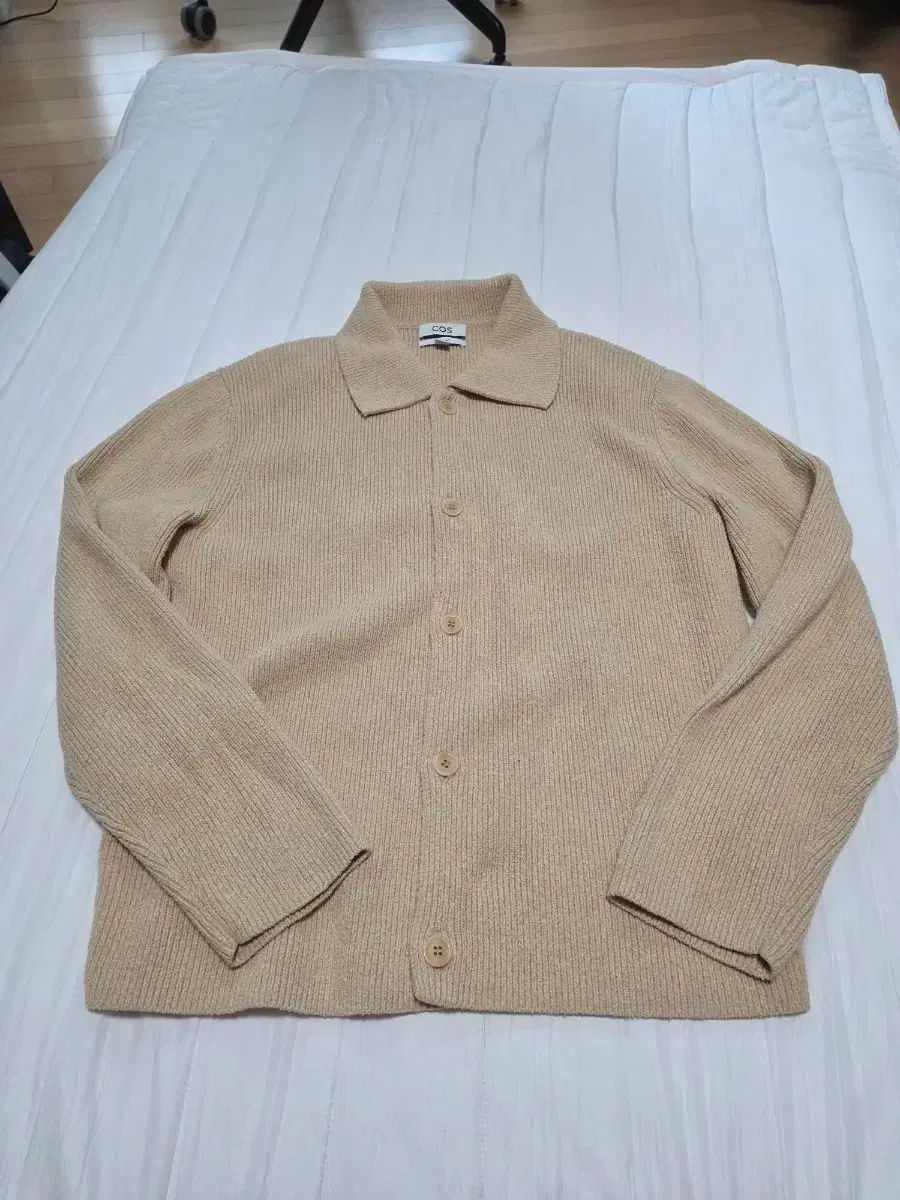 カシミヤ100% カーディガン　ベージュ　　 Ｌサイズメンズ カシミヤ100% カーディガン ベージュ Lサイズメンズ V1