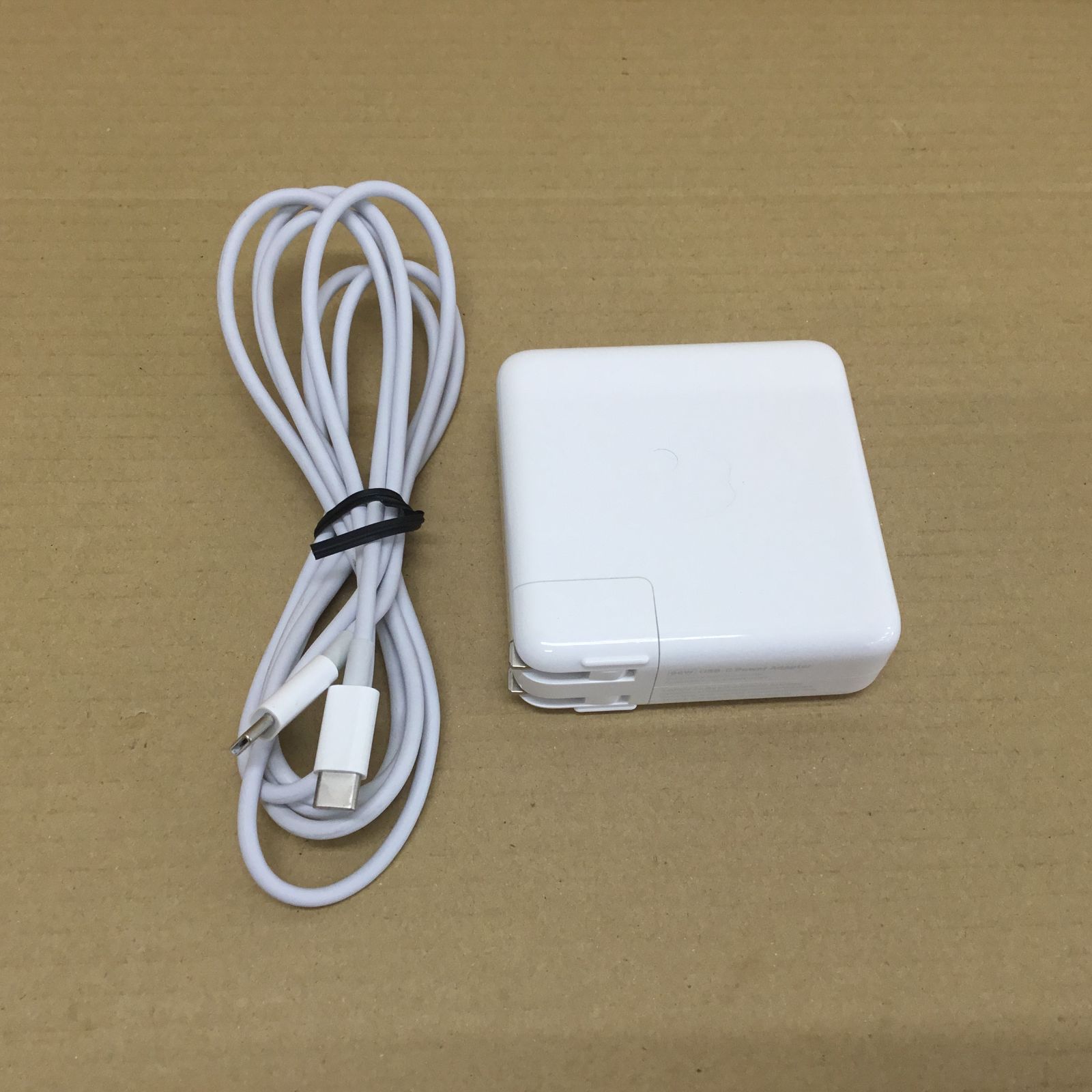96W USB-C電源アダプタ Apple純正 macbook pro Air - バッテリー/充電器