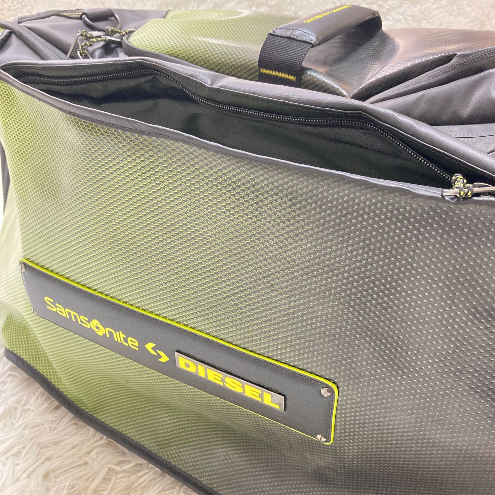 キャリーバッグ