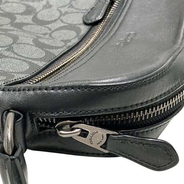 ショルダーバッグ