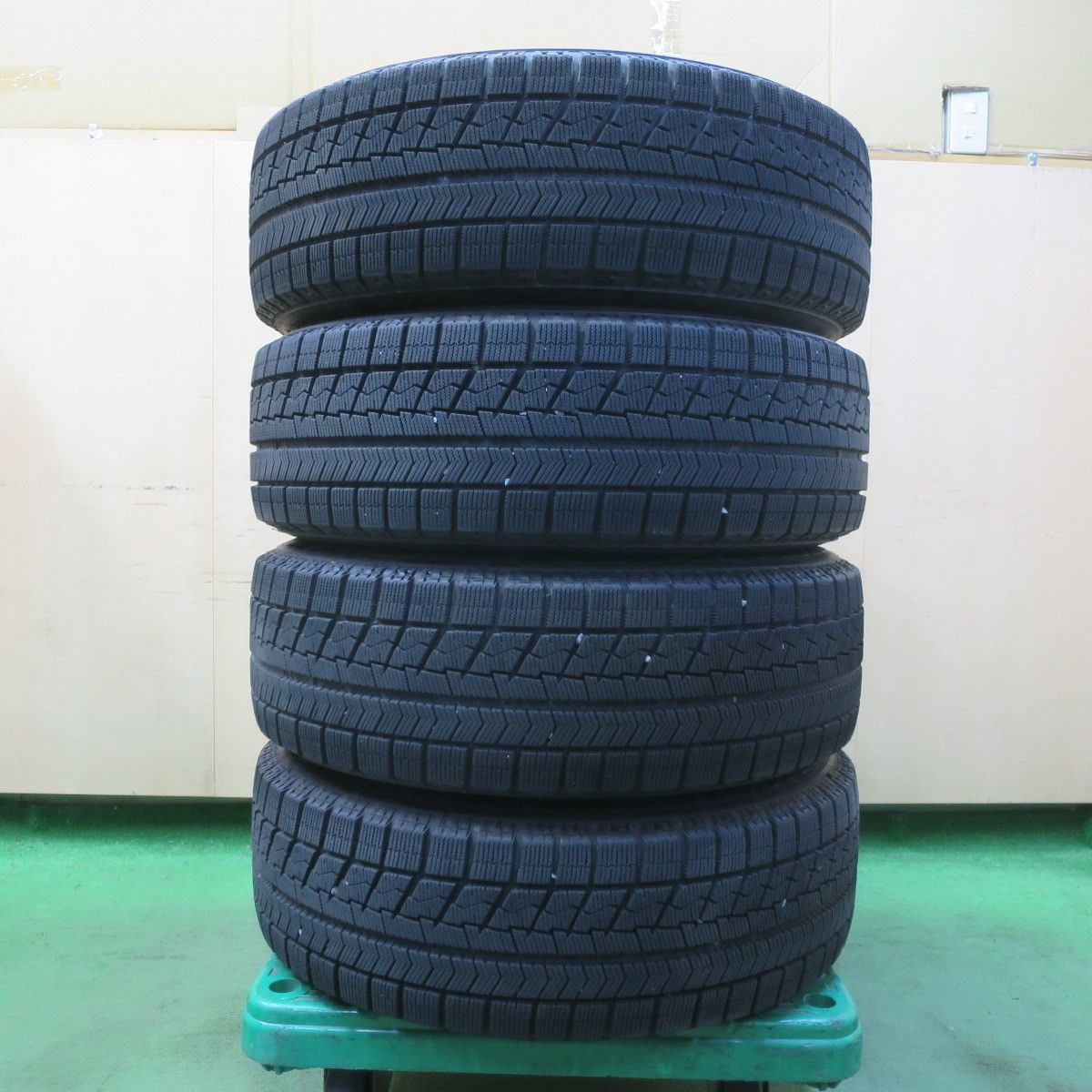 205|65R16 ブリヂストン