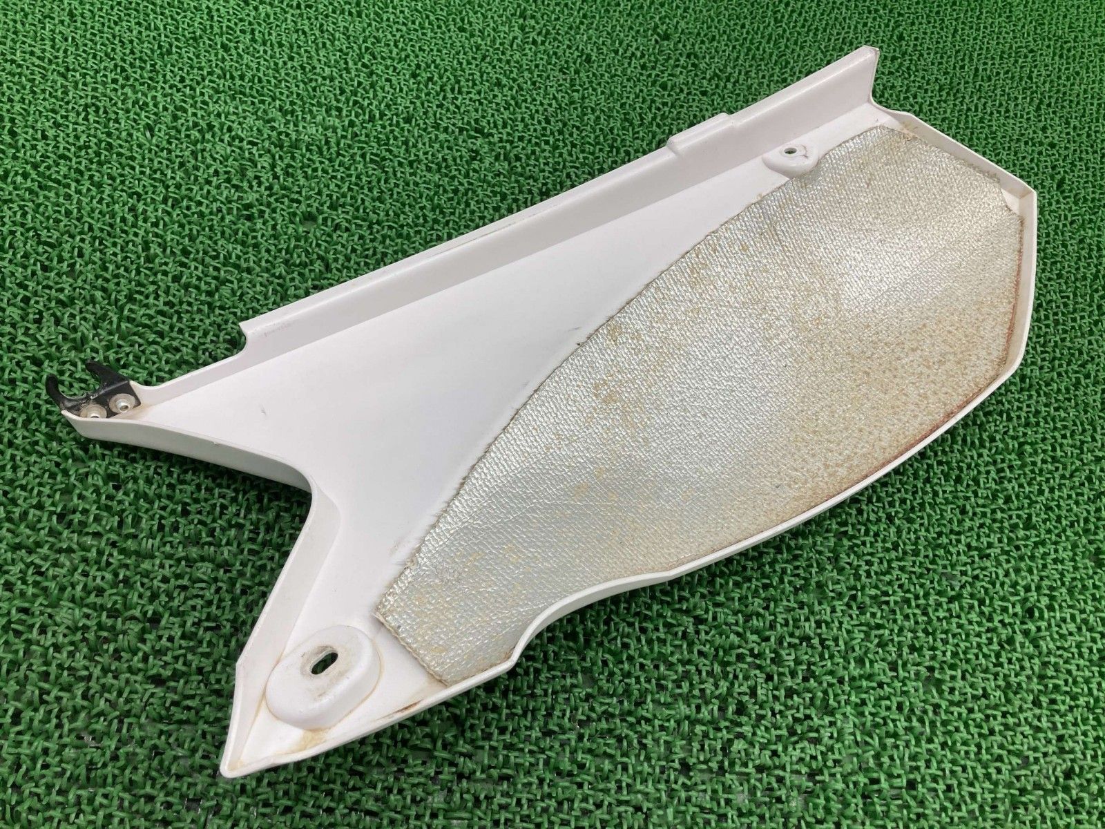 WR250R サイドカバー