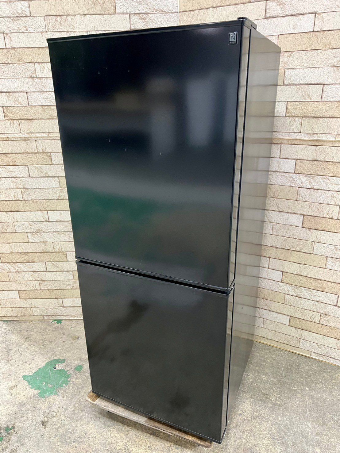 大阪送料無料★3か月保障付き★冷蔵庫★2022年★NTR-106BK★BR-7 106L 2ドア冷蔵庫 Nグラシア WH (リサイクル回収有り） | ニトリネット