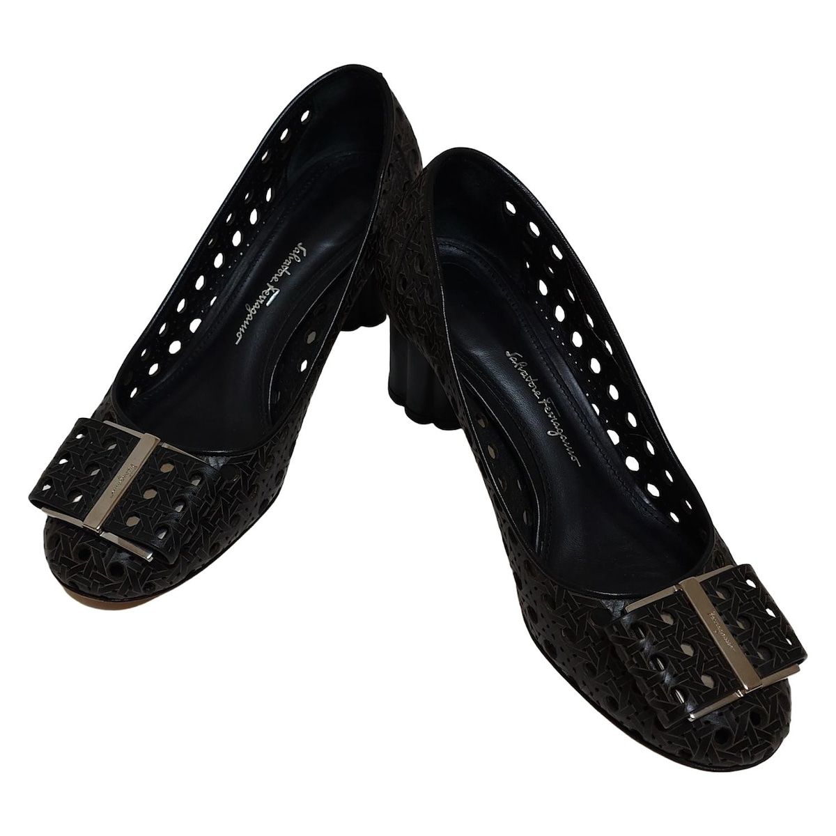 FERRAGAMO/SalvatoreFerragamo(サルバトーレフェラガモ) パンプス 6 D  