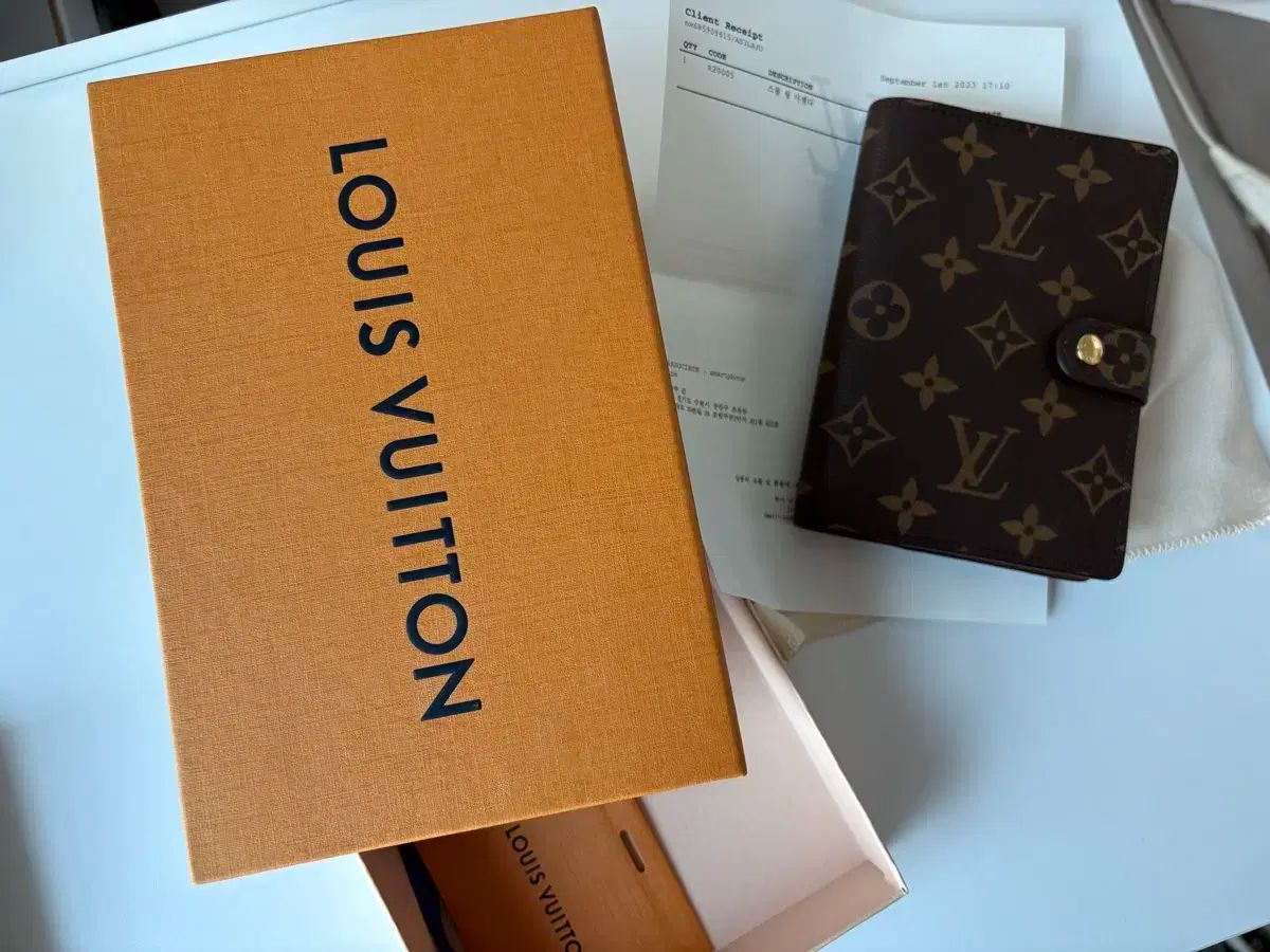 Louis Vuitton ルイヴィトン スモーリング 議題 ダイアリー