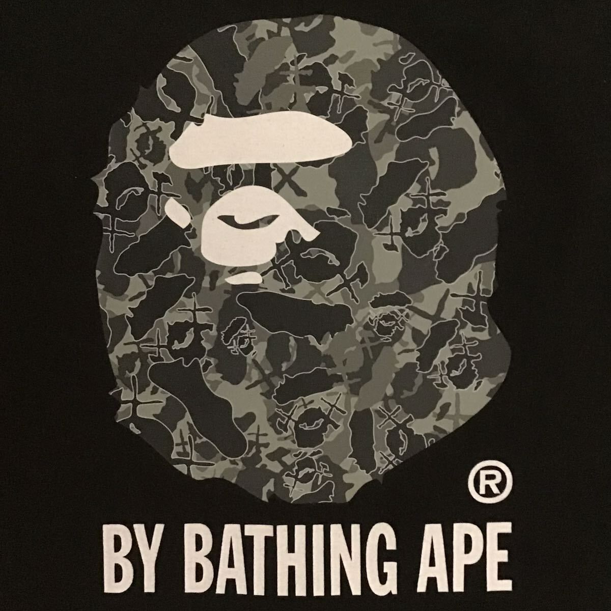 美品　A BATHING APE × KAWS スペシャルコラボシャツ　迷彩カモ ア ベイシング エイプ A BATHING APE ×KAWS カウズ ABCサル迷彩