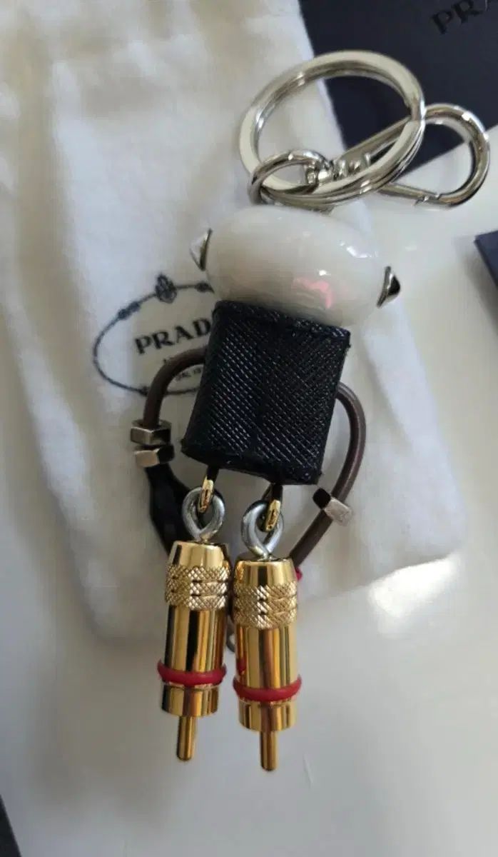 PRADA キーリング エドワード PRADA ロボット型キーホルダー PRADA