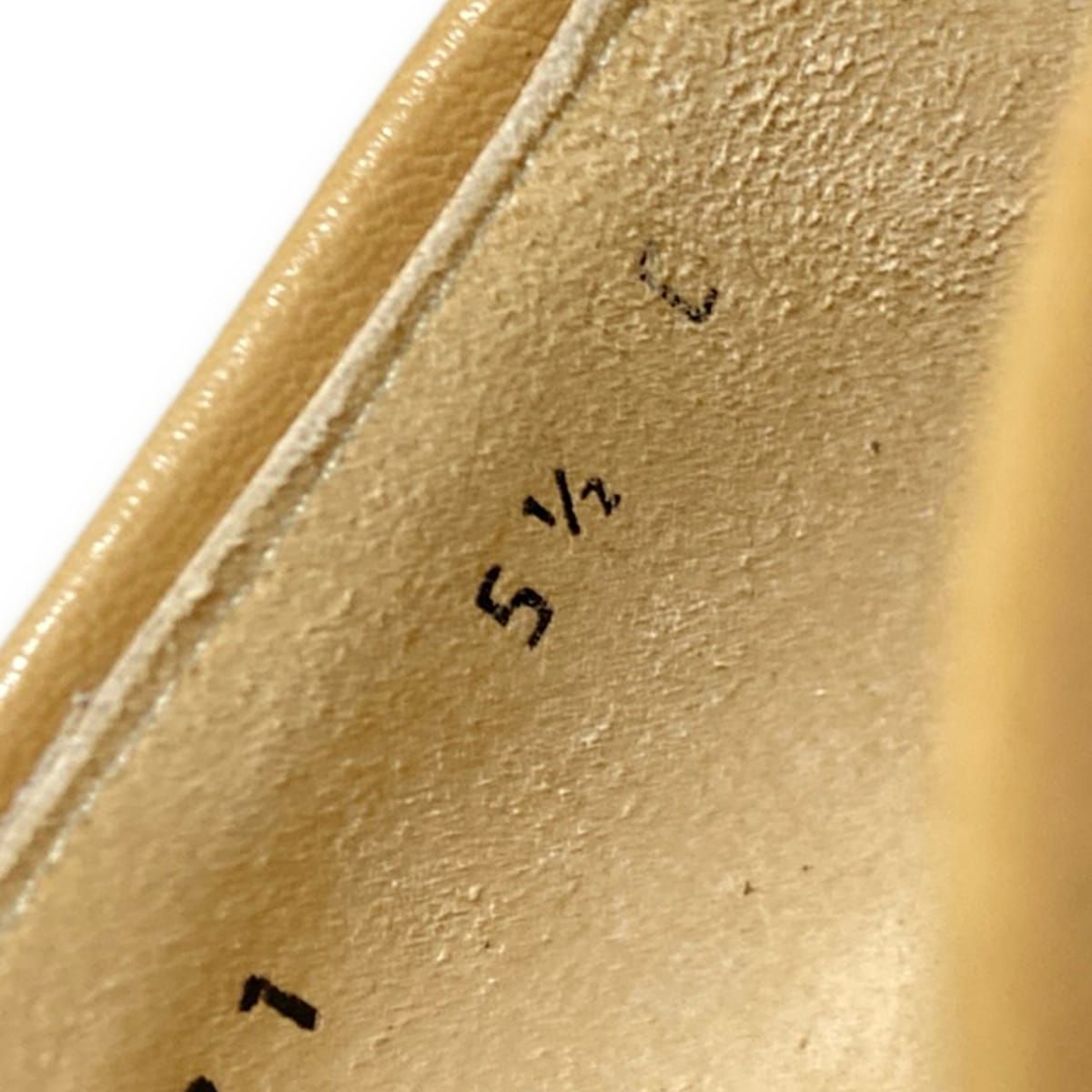 FERRAGAMO|SalvatoreFerragamo サルバトーレフェラガモ サンダル 5 1|2 C レディース - ベージュ レザー KIN-KAAI_COM