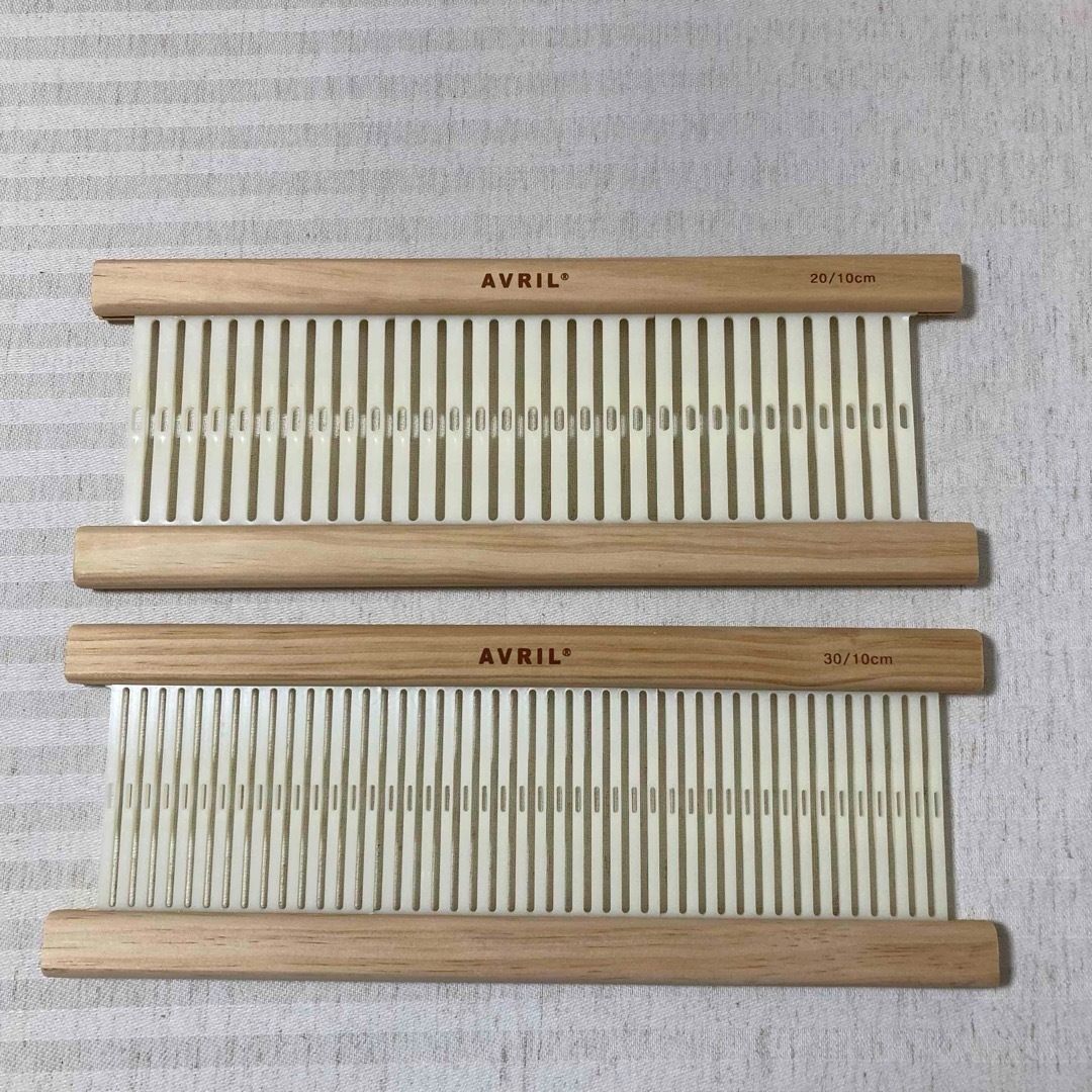 機織り機　卓上アヴリルLoom30　へドル3枚　部品欠品はハンドメイド AVRIL (アヴリル) オリジナル卓上織機 Rubber Wood Loom-30