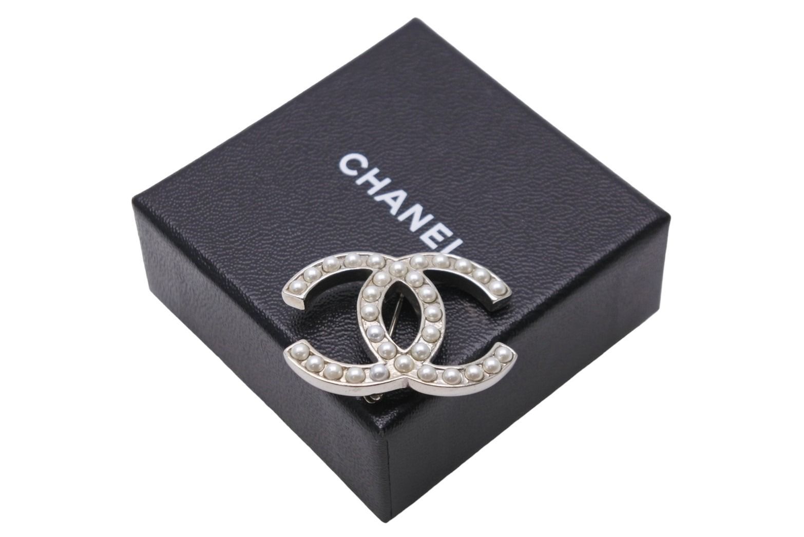 極美品 CHANEL シャネル パール ココマーク ブローチ D10V メタル 12g