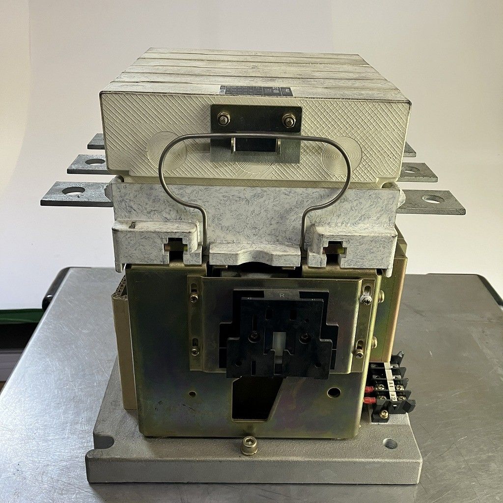 富士電機 電磁接触器 SC-14N SC6AAA - メルカリ 富士電機 電磁接触器 SC-14N SC6AAA - メルカリ