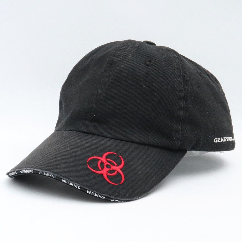 vetements 　黒キャップ GENETICALLY MODIFIED vetements 黒キャップ GENETICALLY MODIFIED
