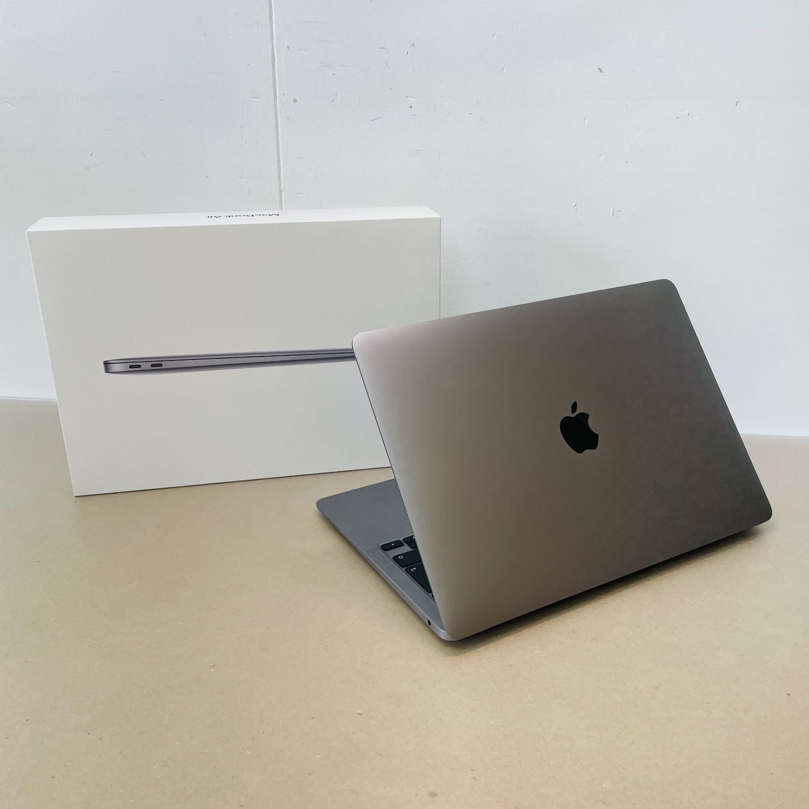 MacBook Air（Retina,13インチ,2020）256GB/8GB〈MWTJ2J/A〉⑤ Amazon