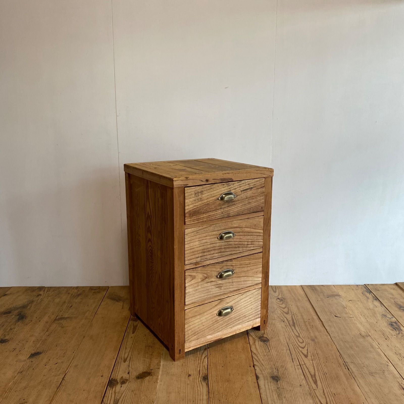 チェスト アンティーク 無垢材 アンティーク 整理箱 タンス 古家具