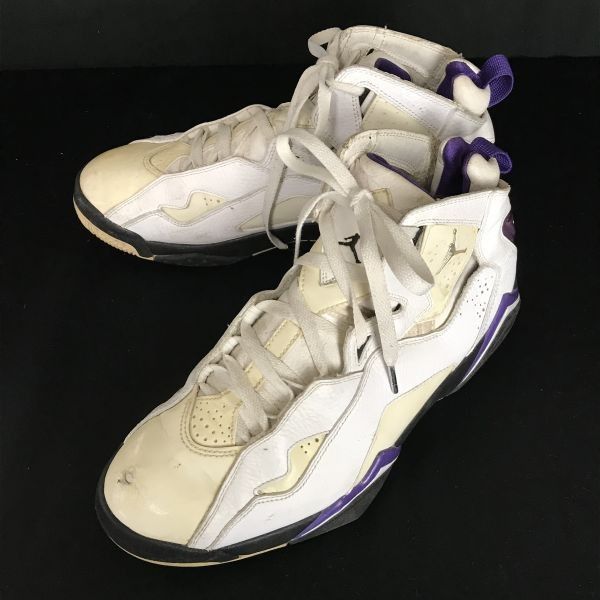 Jordan Flight ホワイト バスケットボールシューズ