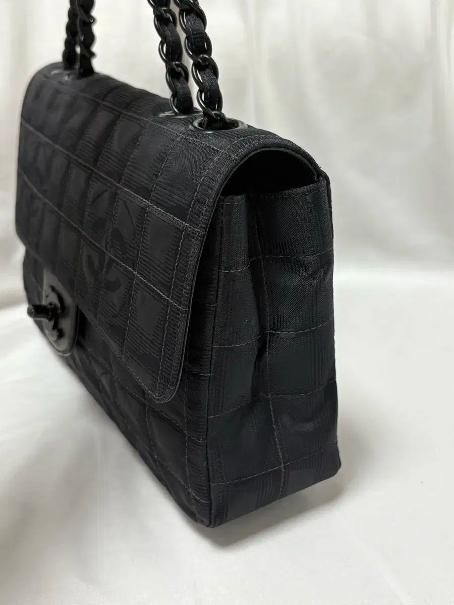 トラベル チェーンバッグ