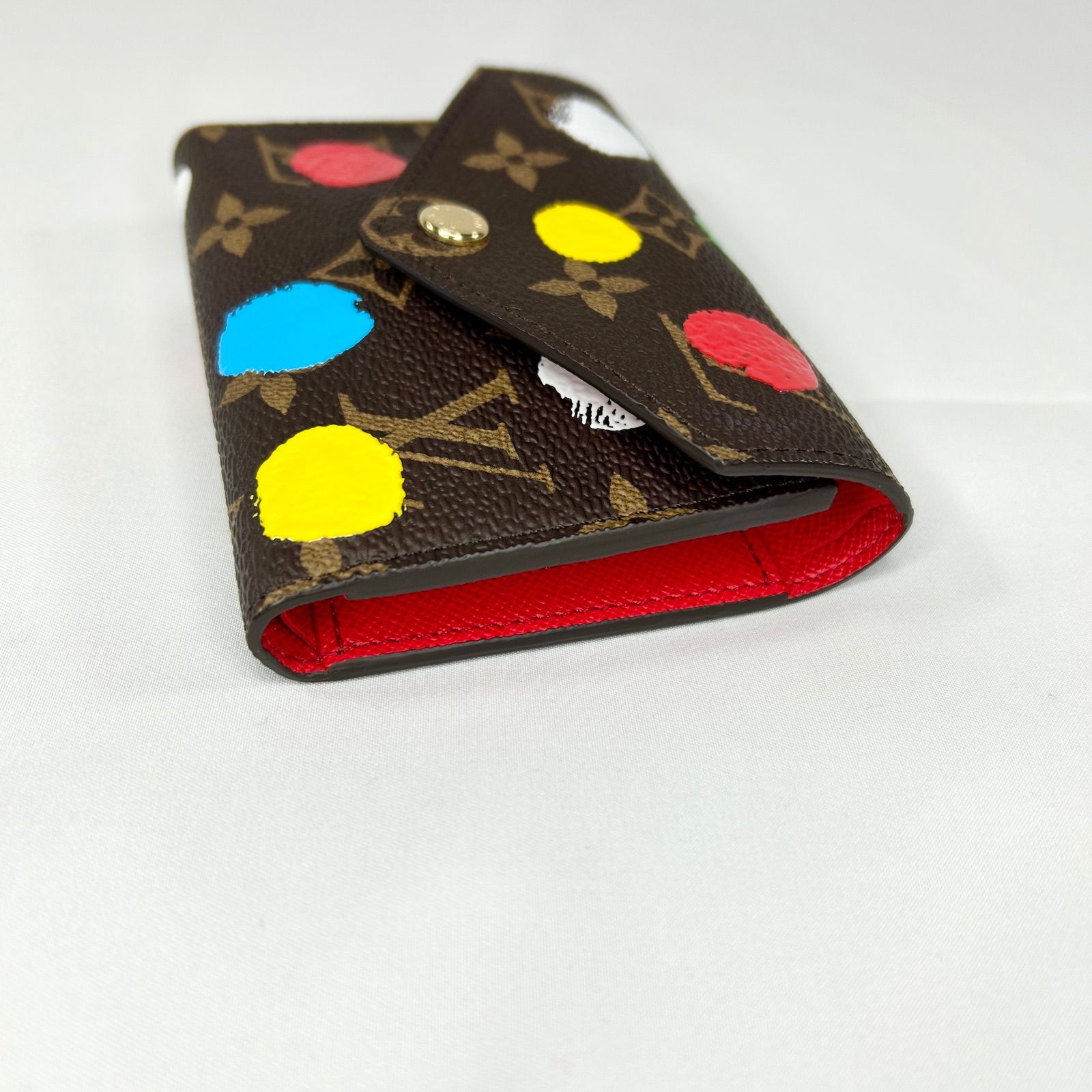 新品】LOUIS VUITTON 草間彌生ポルトフォイユヴィクトリーヌ 新品】LOUIS VUITTON 草間彌生ポルトフォイユヴィクトリーヌ