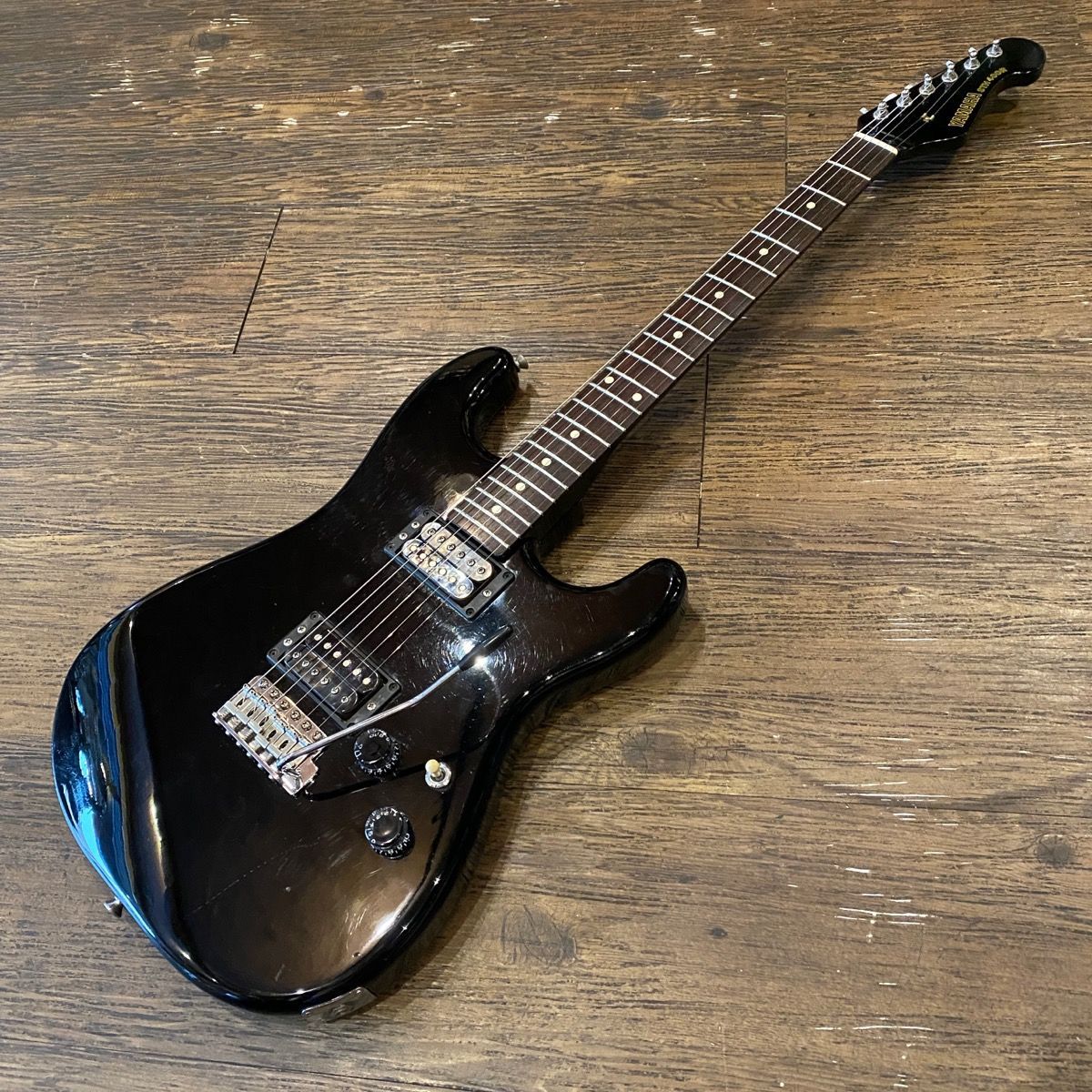 Yamaha STH-400R Electric Guitar エレキギター ヤマハ -x105