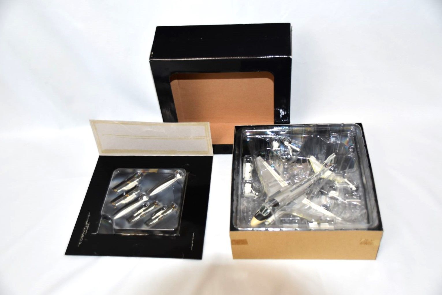 センチュリーウイングス A 6 E U S Marine Corps VMA AW 121 GREEN KNIGHTS VK 10 1977