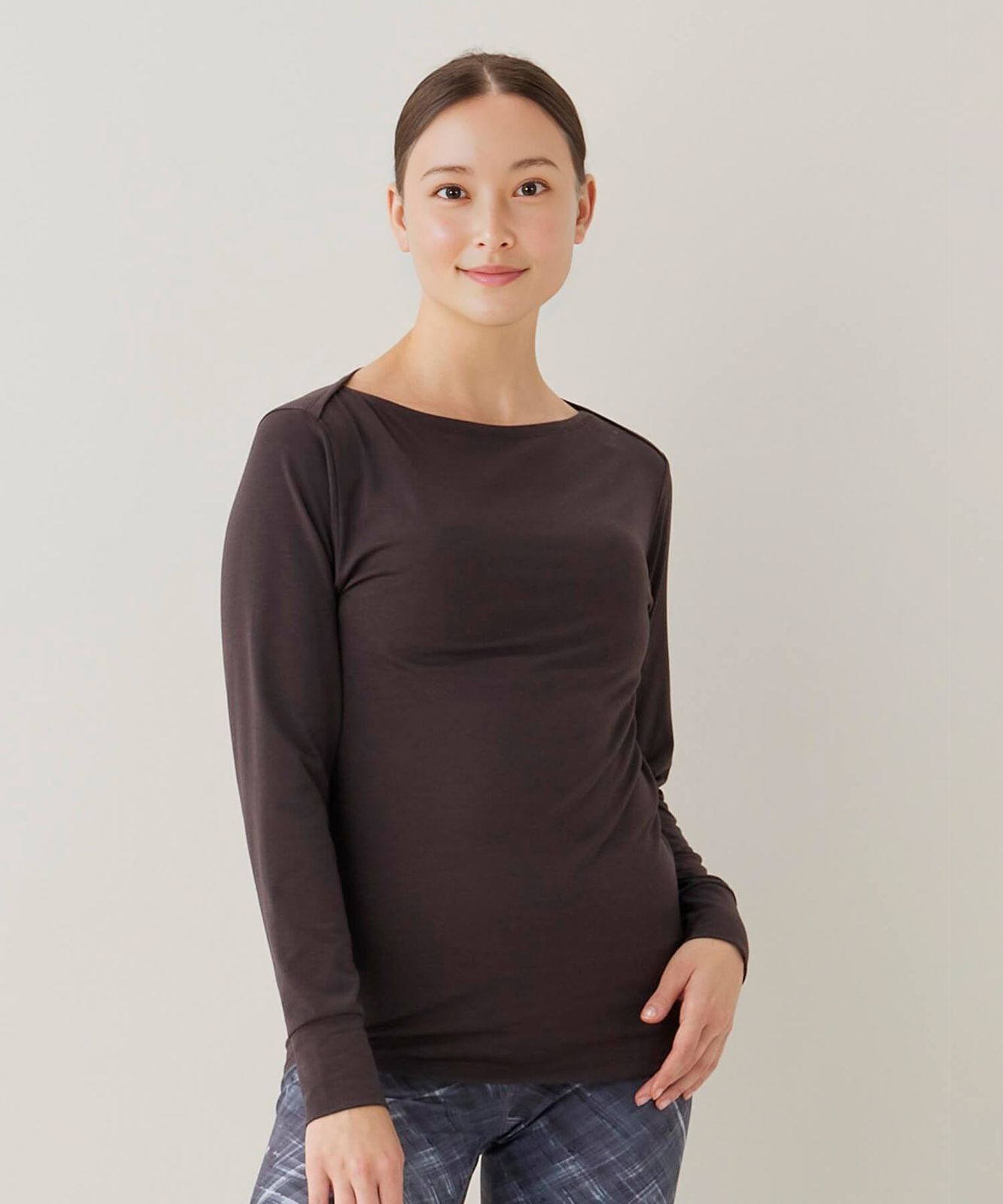 鍛造製 suria ヨガウェア トップス スリア ラフィネトップ su-t800 フリーサイズ 長袖tシャツ レディース ピラティス トレーニングウェア