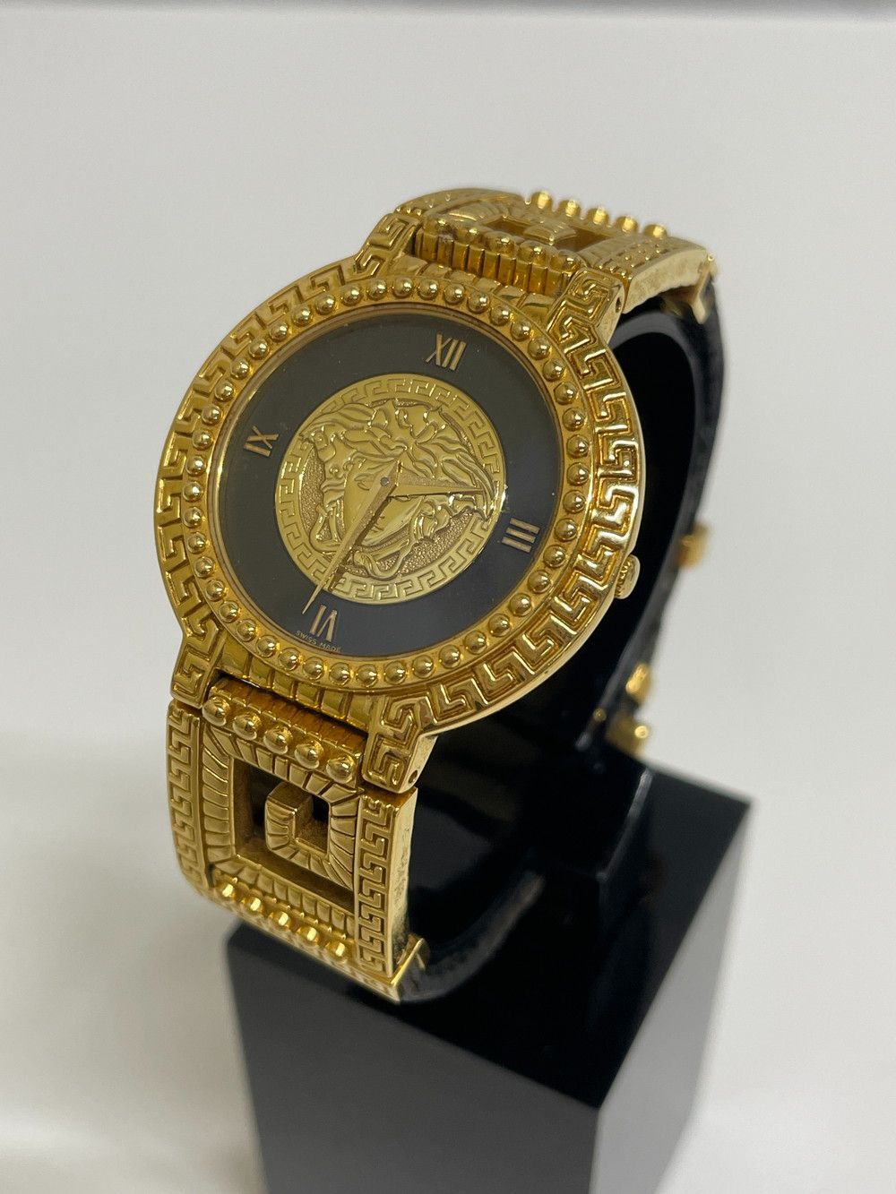 GIANNI VERSACE 腕時計 ゴールド g1393 Gianni Versace 腕時計