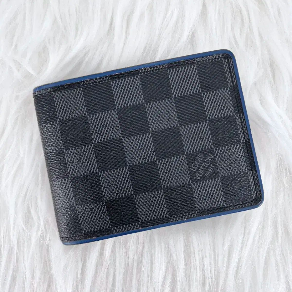 LOUIS VUITTON ダミエ・グラフィット 二つ折り財布 Louis Vuitton