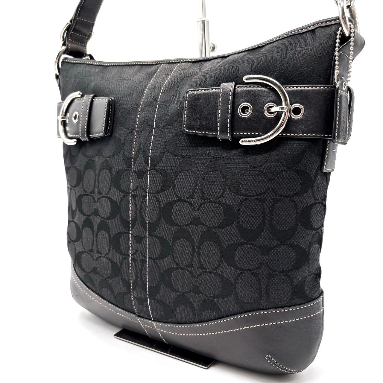 ✨美品✨ COACH コーチ ショルダーバッグ シグネチャー