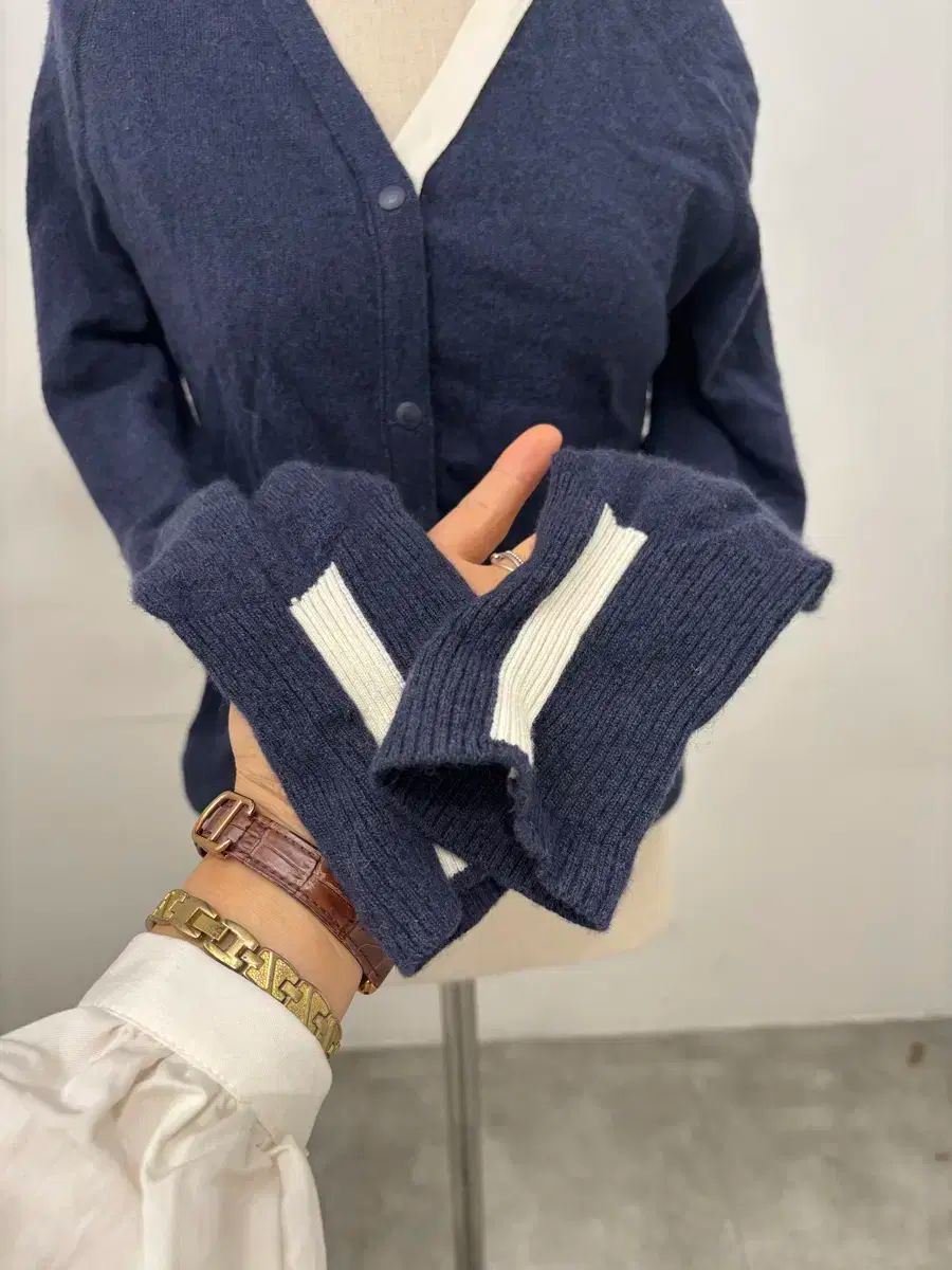 カーディガン