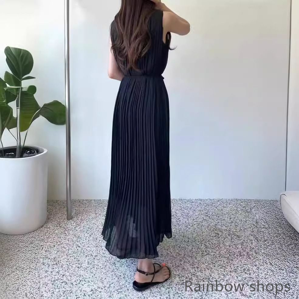 美品　プリーツプリーズ　ワンピース　ロングタンクトップ　ノースリーブワンピース 新品未使用】ワンピース ノースリーブ プリーツ ロング