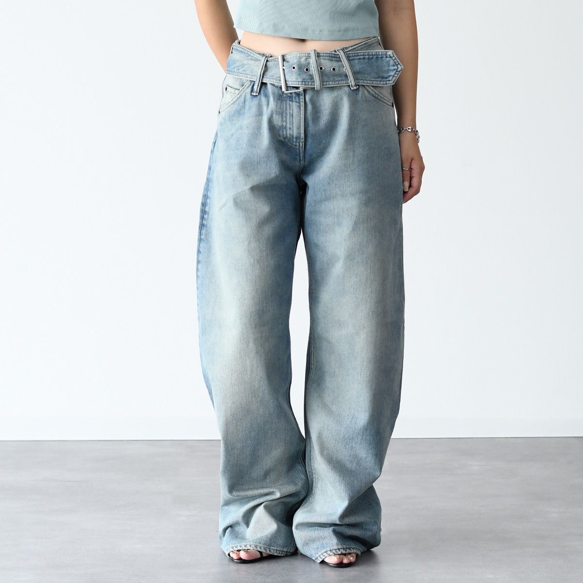 ACNE STUDIOS アクネストゥディオズ デニム ボトムス リラックス