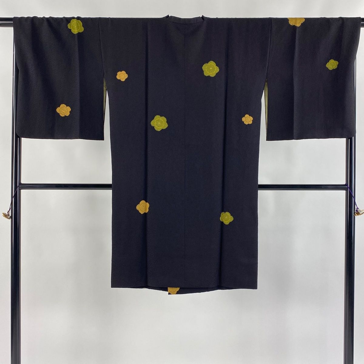 道行 身丈106cm 裄丈69cm L 和装コート 角衿 梅 金彩 絞り 黒 正絹