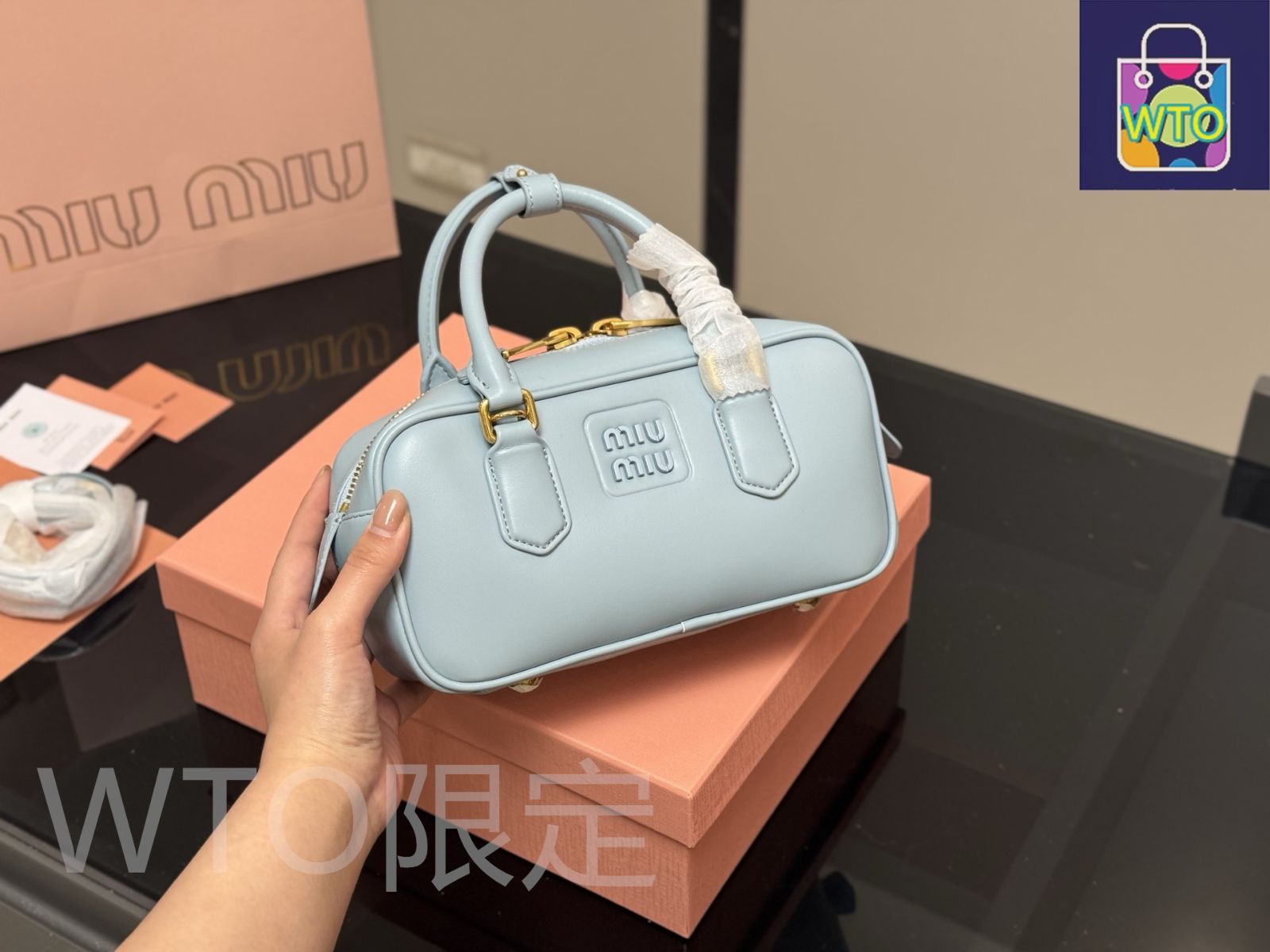 今日特価】Miu Miu ミュウミュウ ボウリングバッグ 新サイズ