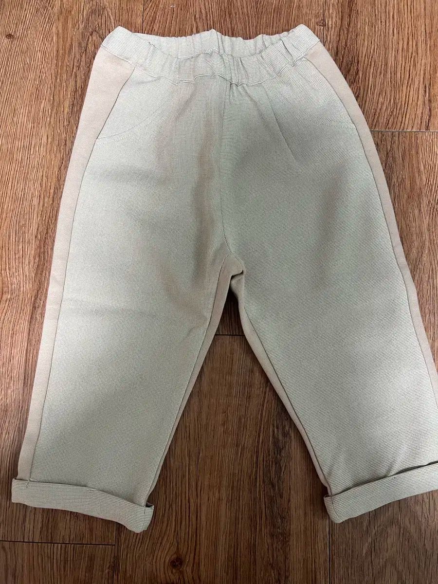 アガバン ジェリスペシャル ベストスーツ 90 サブパラグラフ