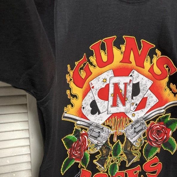 本物 90’s Guns N' Roses 拳銃×トランプ×薔薇 Tシャツ 本物 90's Guns N' Roses 拳銃×トランプ×薔薇 Tシャツ - メルカリ