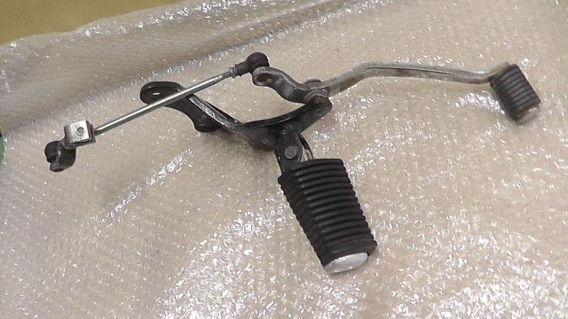 ドラッグスター400 VH01J の チェンジペダル ステップ左 1757660864