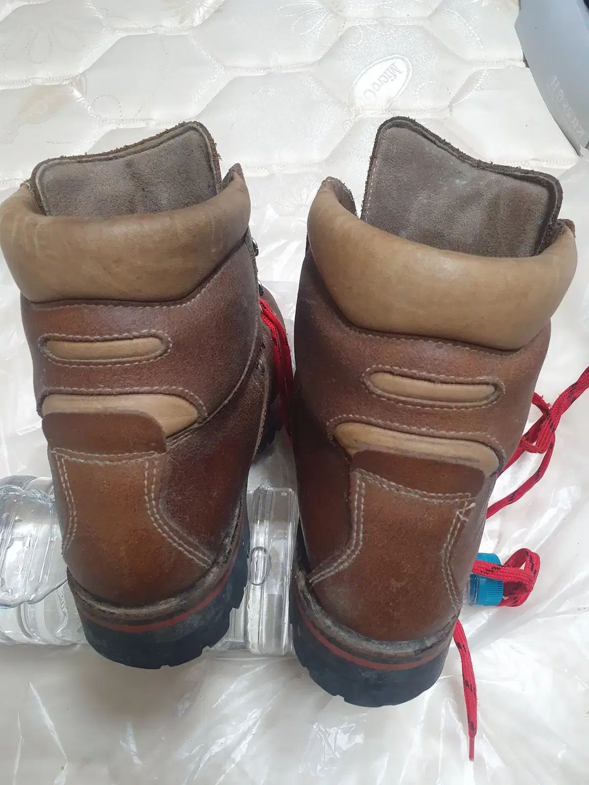 オーストリア登山靴