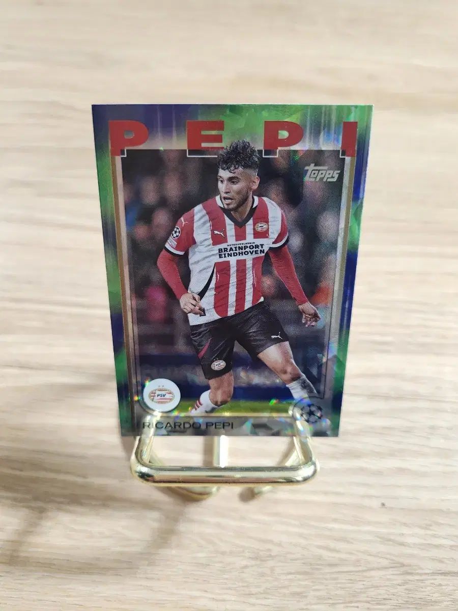 激安大特価，格安 25 TOPPS トップス コンペティション フェイエノールト リカルド ペピ パラレル サッカーカード 記念グッズ