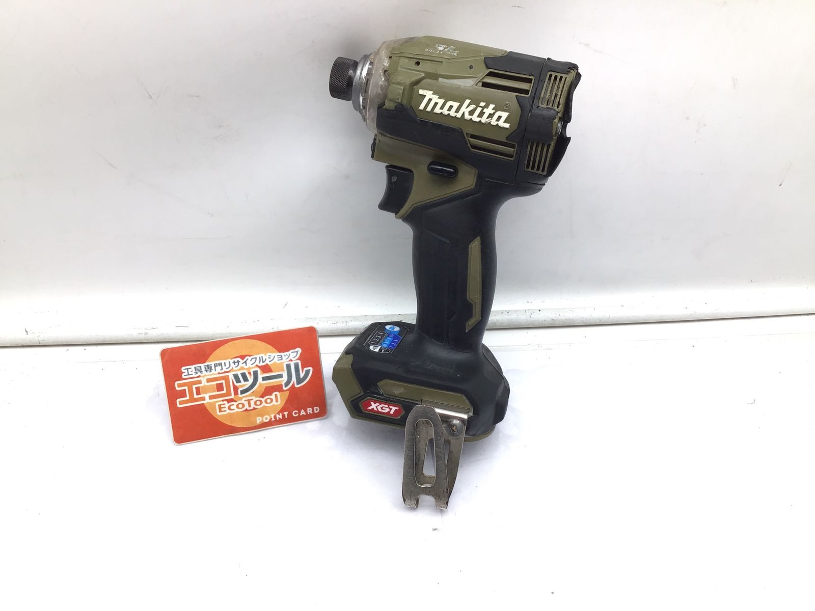 中古品】☆Makita/マキタ 40Vmax充電式インパクトドライバ TD001GZO 