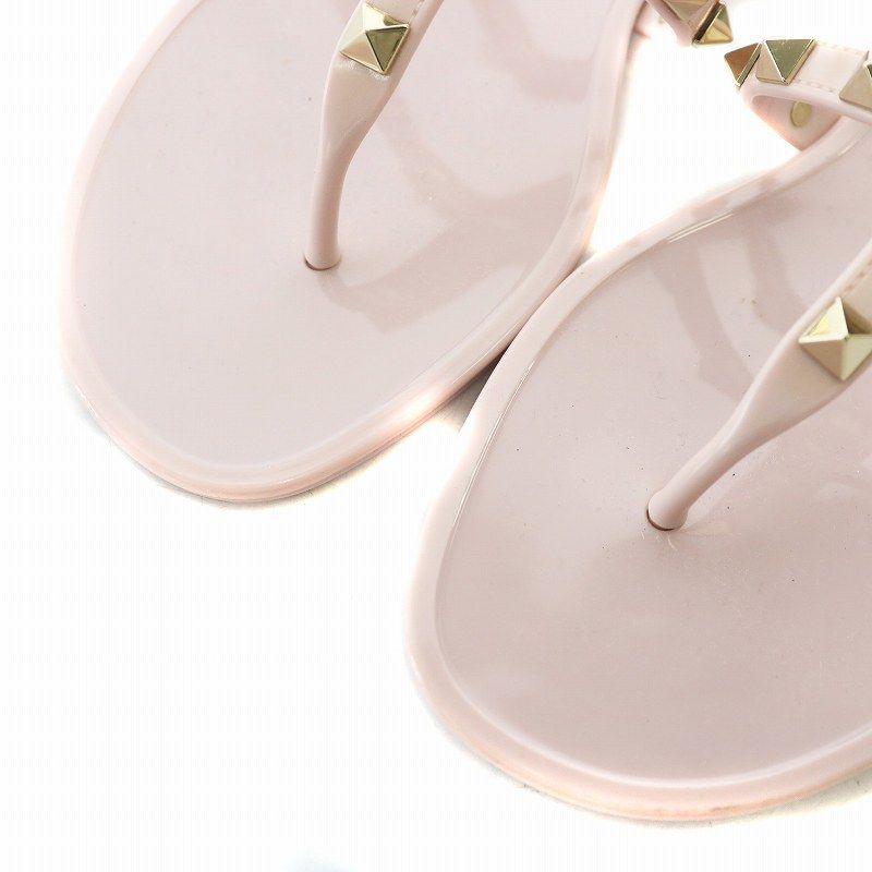 【VALENTINO】サマーロックスタッズトングサンダル 関送料込み VALENTINO】サマーロックスタッズトングサンダル 関送料込み