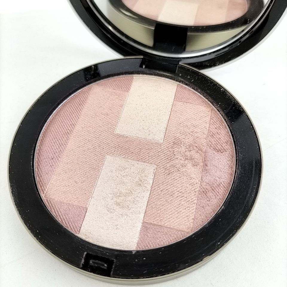 エルメス　フェイスパウダー　プランエア　Hトリオ　ナクレ　ローズアタカマ01新品 Hermès（Hermès） エルメス プラン エア Hトリオ プードル