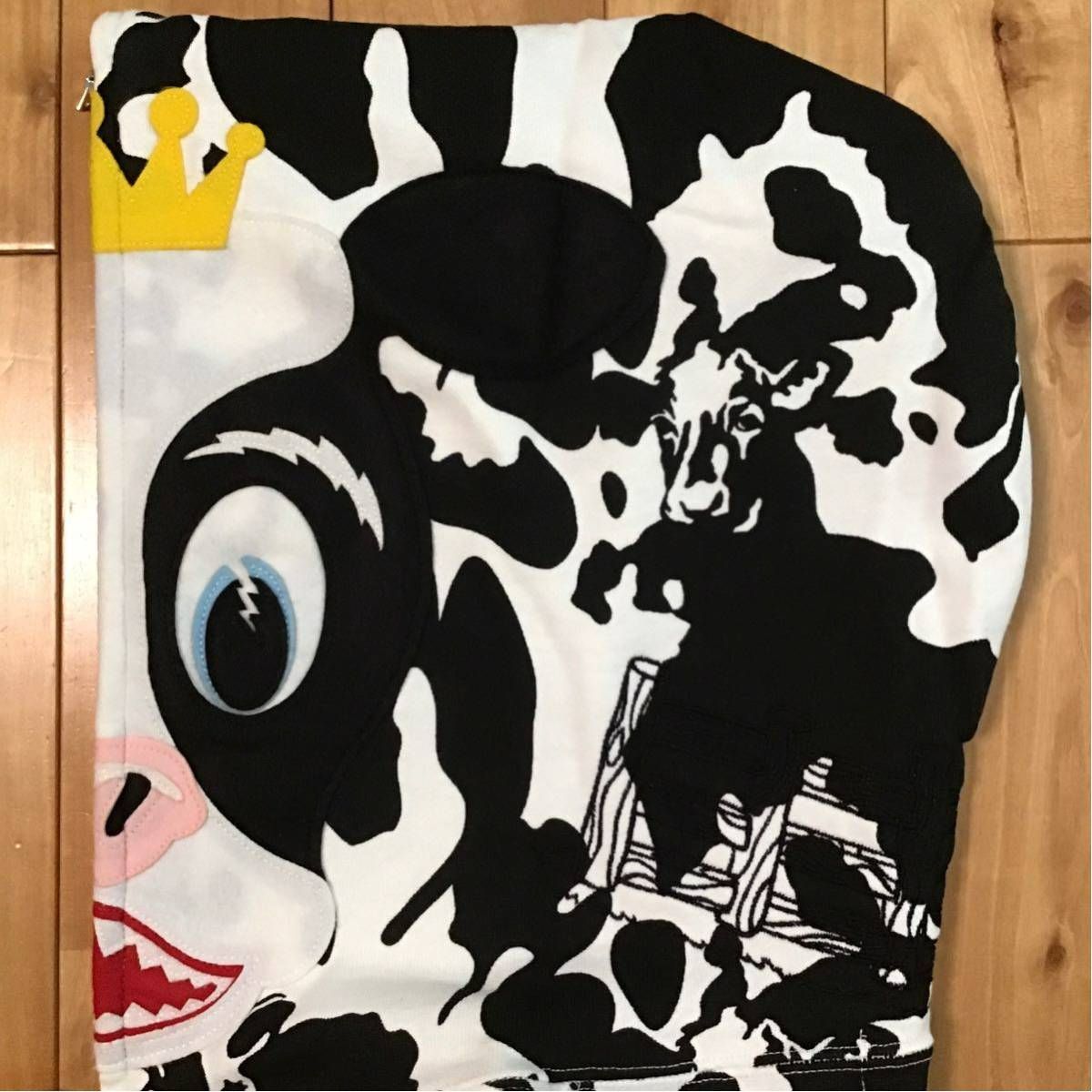 エイプ　ホルスタイン　パーカー　Mサイズ　アベイシングエイプ　ベイプ　NIGO ☆新品☆ ホルスタイン パーカー Mサイズ Holstein full zip hoodie a
