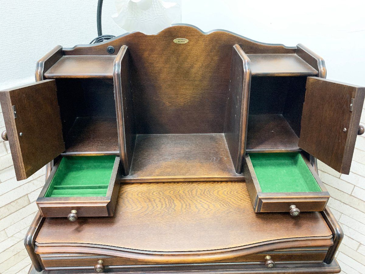 アトランタ　ATLANTA ドレッサー・デスク IDF太田長のATLANTA(アトランタ)シリーズのナラ材ドレッサー