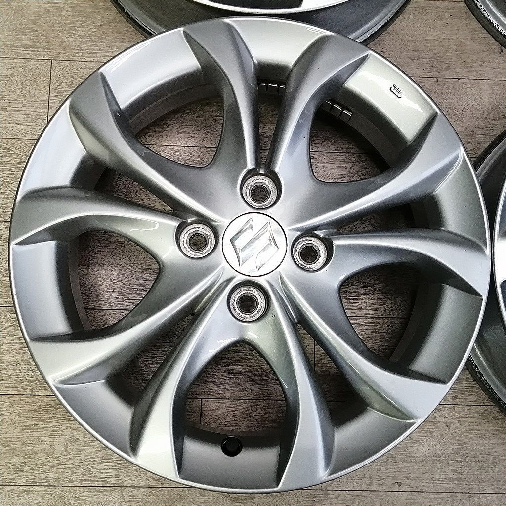 ソリオ　バンディット　スズキ 15インチホイール シルバー/ブラック　４本セット 楽天市場】スズキ ソリオ バンディット 純正アルミホイール 15インチ 4