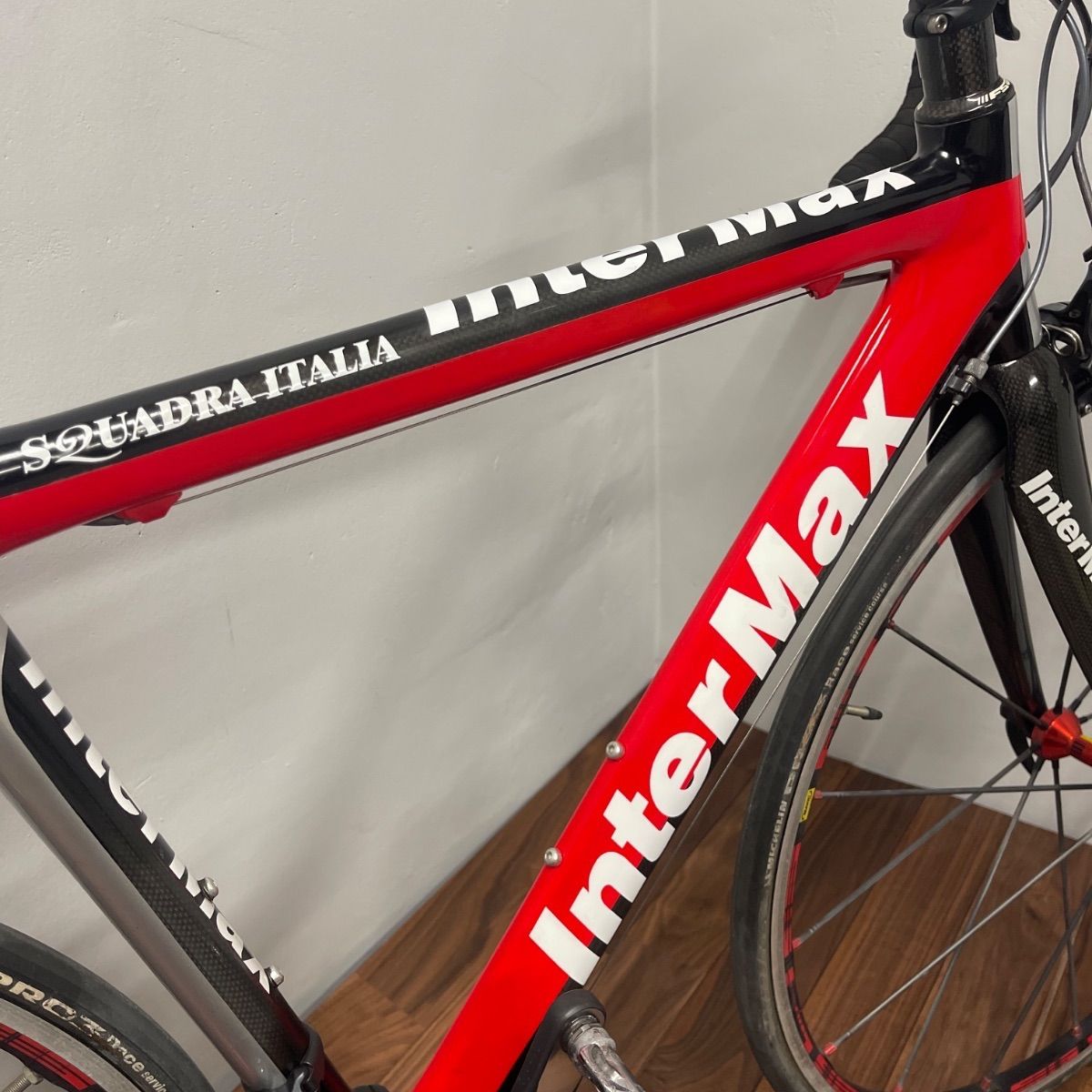 訳ありInterMax SQUADRA ITALIA カーボンフレーム インターマックス・スクアドライタリア 走りを磨いた