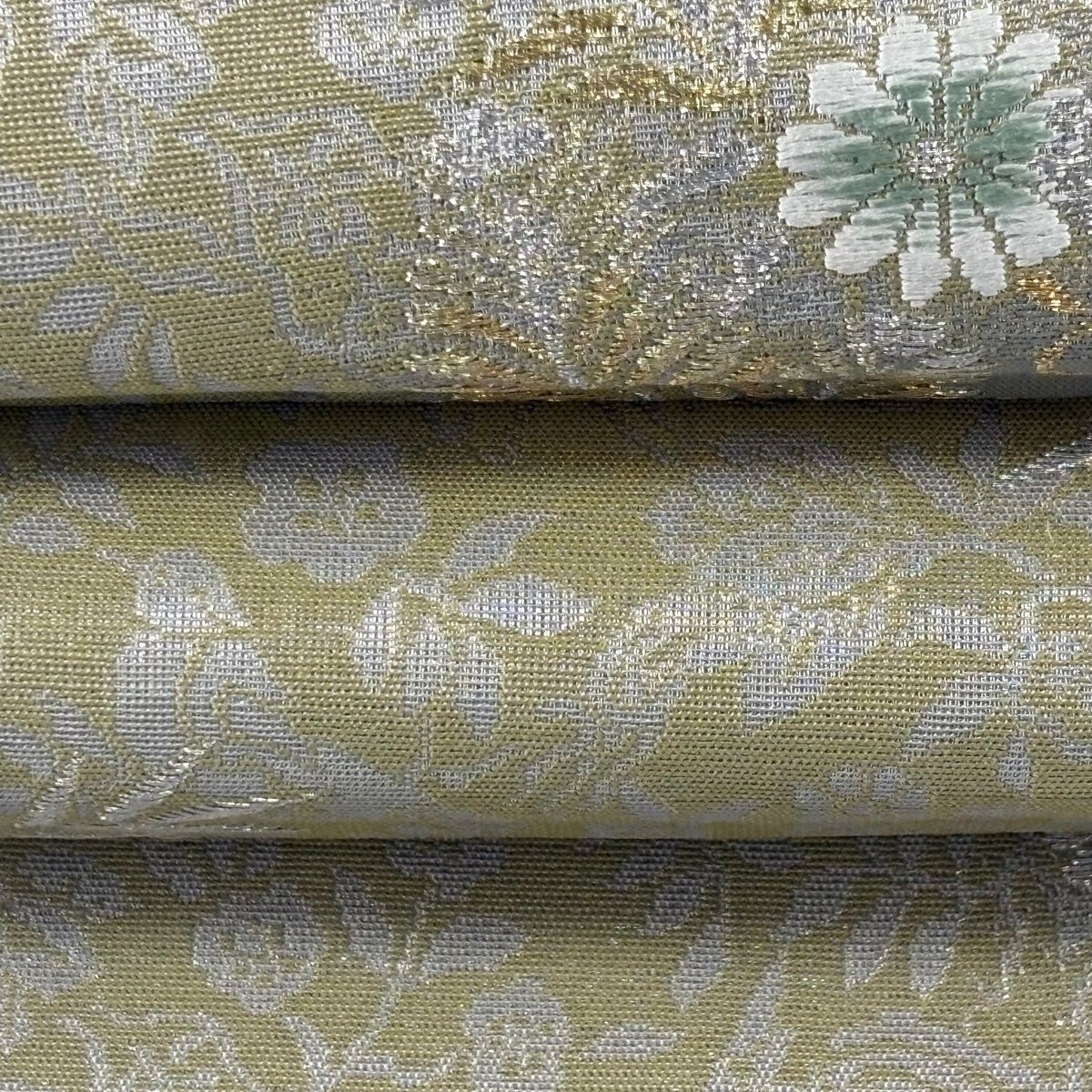 袋帯 美品 逸品 蜀江華文 花唐草 金銀糸 刺繍 金色 全通 正絹