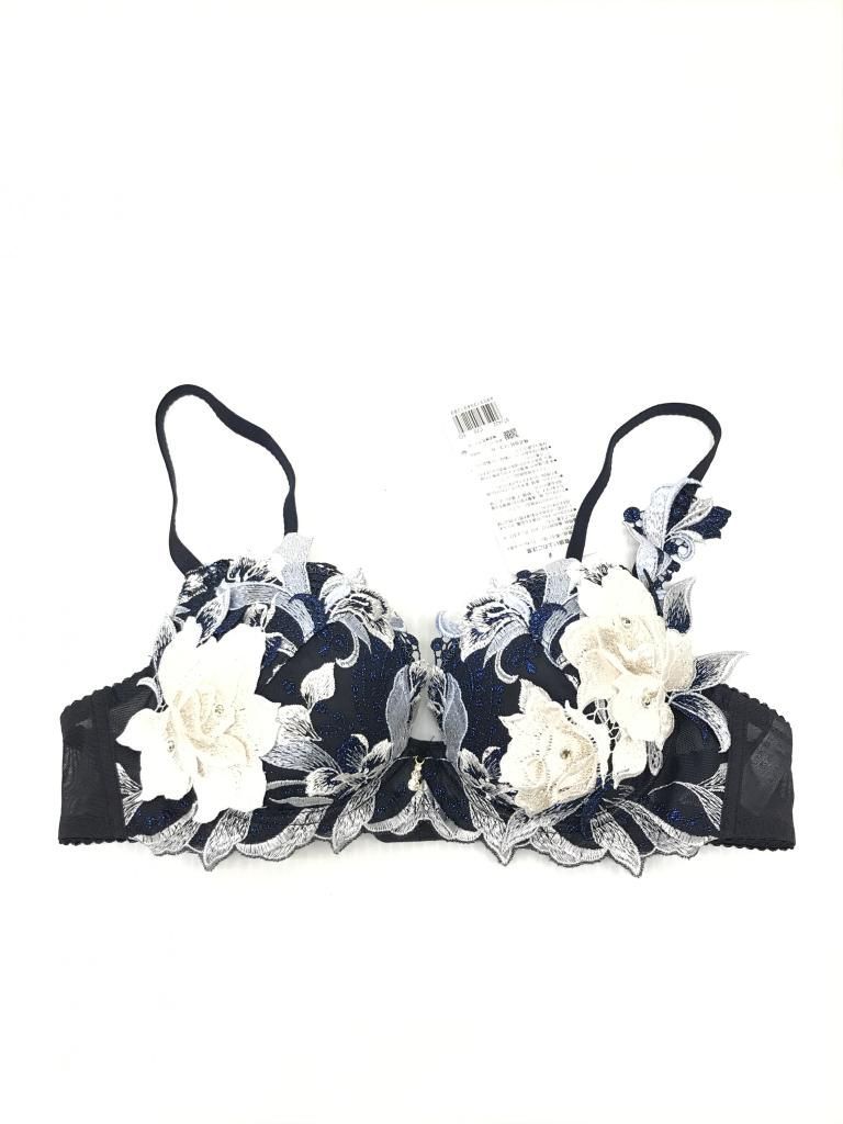 Wacoal Salute ワコールサルート ブラジャー 紺系 送料込み C70 974942