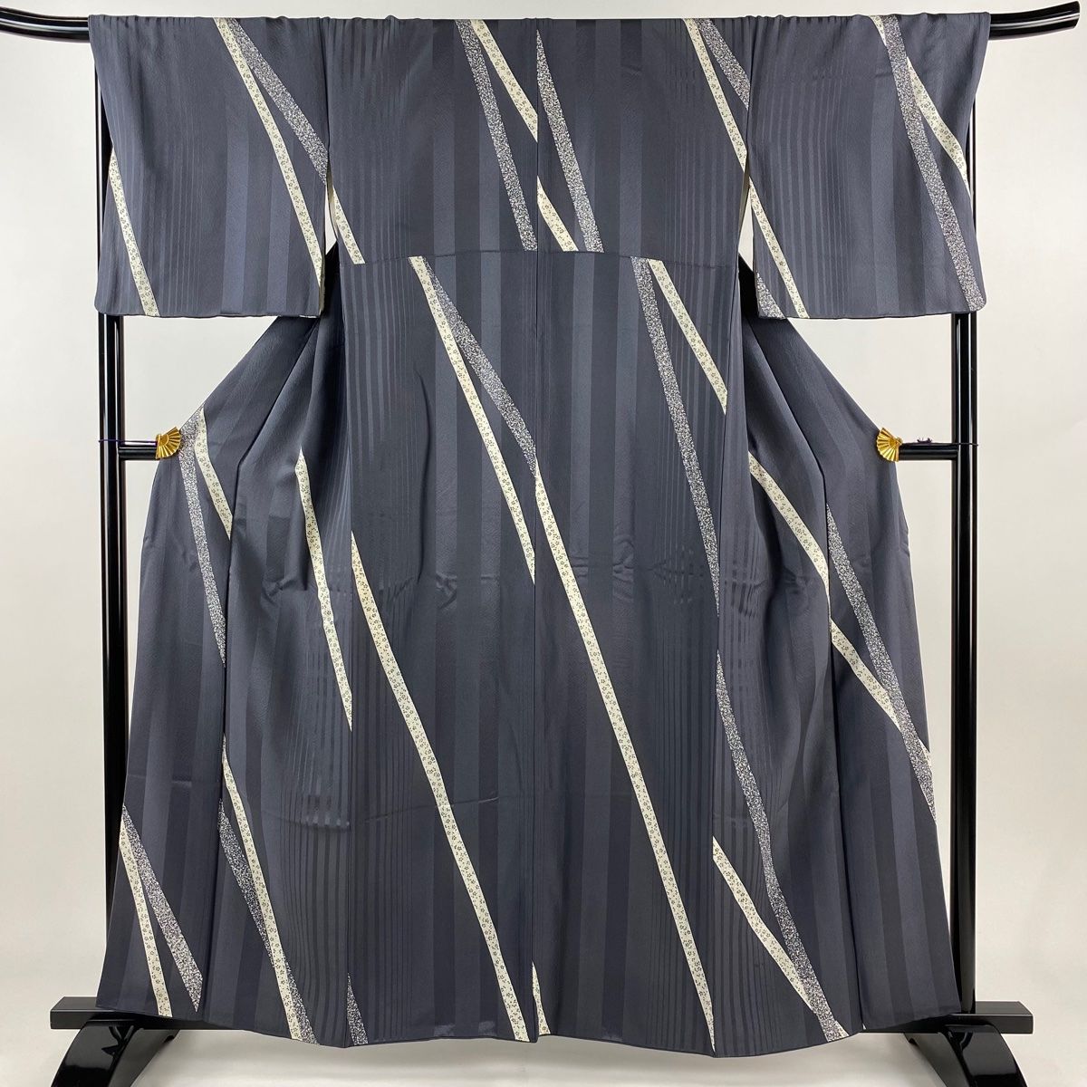 小紋 身丈159cm 裄丈69cm L 袷 蔓帯 桜 灰色 正絹 秀品 【中古