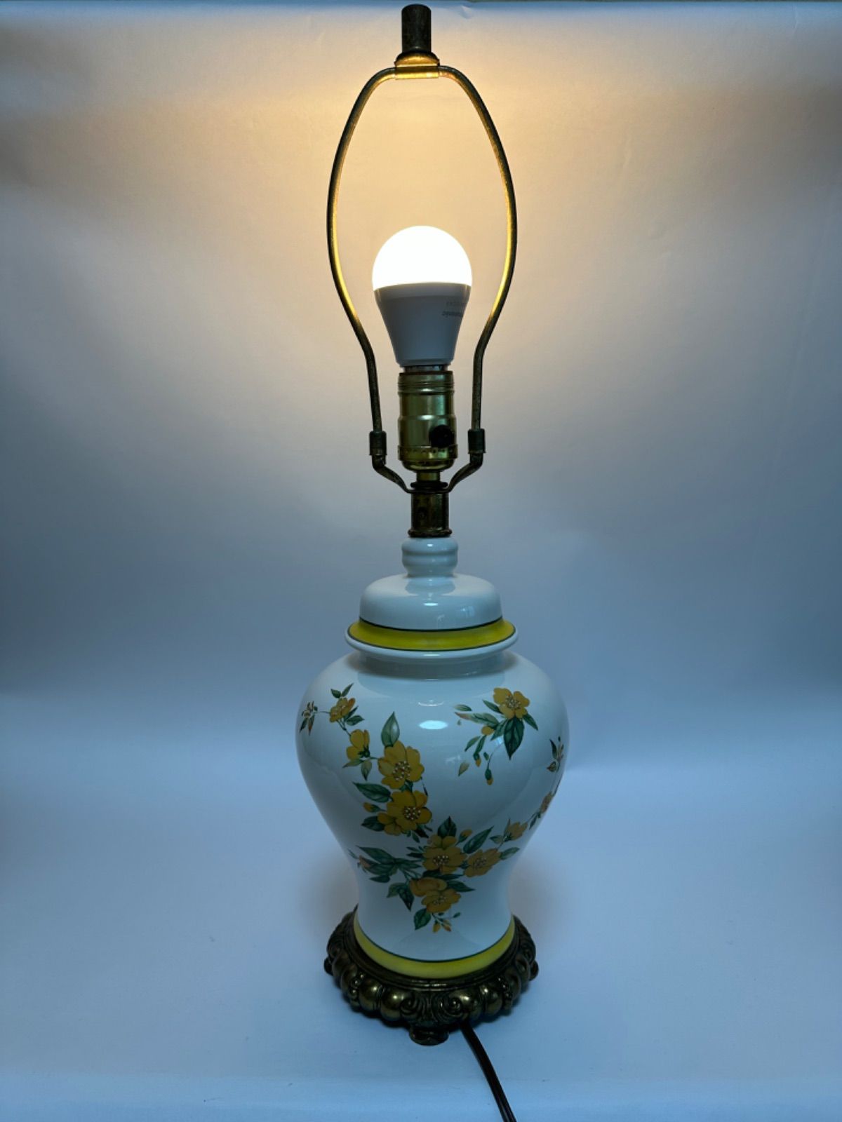 ▼アメリカ製 レトロ ヴィンテージ ランプ 卓上照明 ヴィンテージ アメリカ製 テーブルランプ 1灯 オパールセント