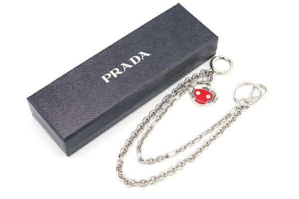 美品 PRADA プラダ ウォレットチェーン 2PS033 シルバー 美品 PRADA プラダ ウォレットチェーン 2PS033 シルバー - メルカリ