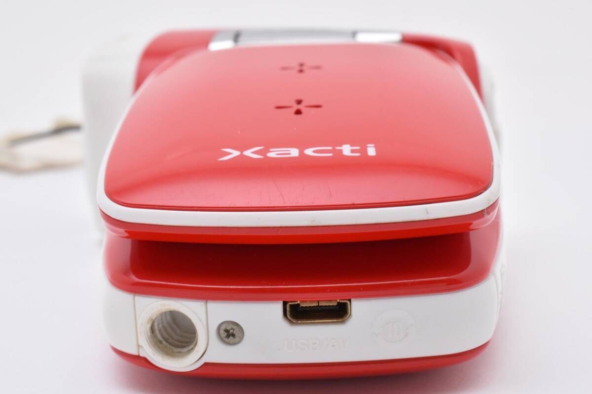 【極美品】SANYO Xacti DMX-CG9 Amazon.co.jp: SANYO Digital Movie Camera Xacti DMX-CG9 White